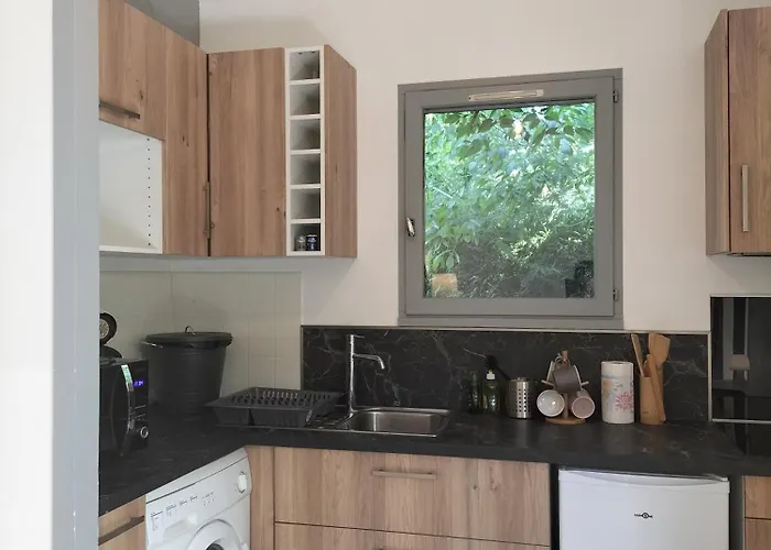 Studio Equipe Terrasse Et Jardin