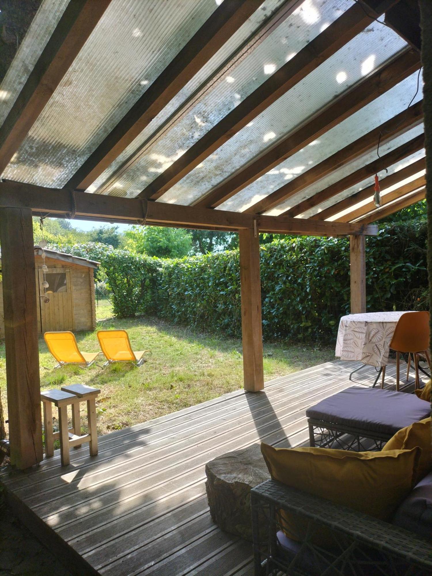 Equipe Terrasse Et Jardin Hébergement de vacances